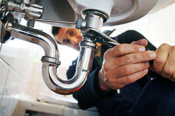 Best Clogged Drain Plumber  in Meyers, CA